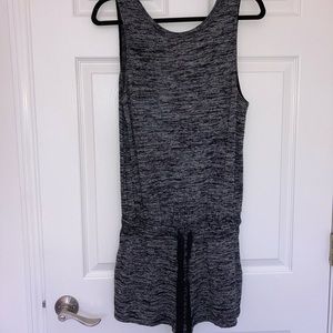 Aritzia romper! Very comfy. perfect condition!